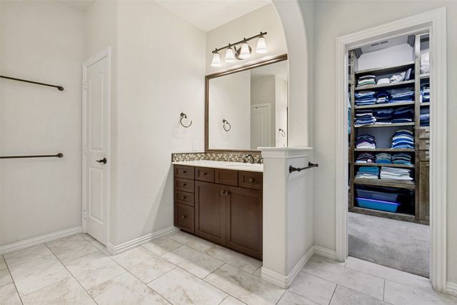 12873 Spring Hill Drive, Frisco, TX 75035