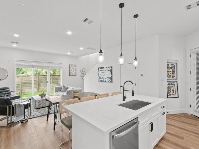 1019 Upside Wheatley Lane, Houston, TX 77091