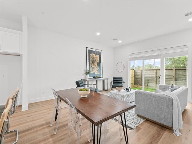 1019 Upside Wheatley Lane, Houston, TX 77091