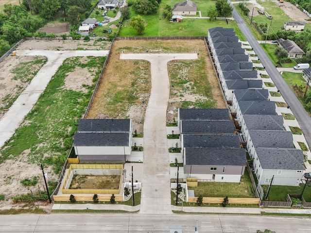 1019 Upside Wheatley Lane, Houston, TX 77091