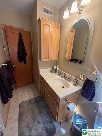 2510 Hamilton Street, Allentown City, PA 18104