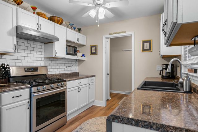 111 Sandtrap Road, Summerville, SC 29483