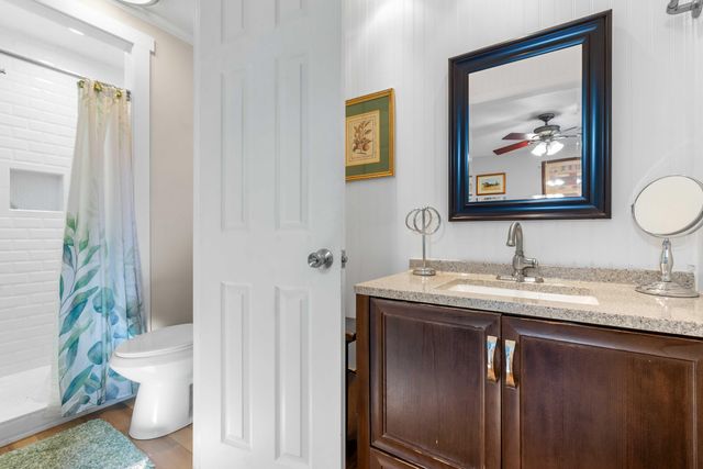 111 Sandtrap Road, Summerville, SC 29483