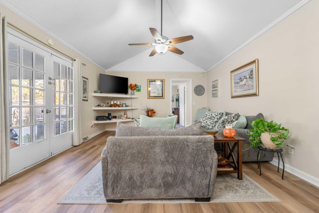 111 Sandtrap Road, Summerville, SC 29483