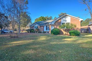 111 Sandtrap Road, Summerville, SC 29483