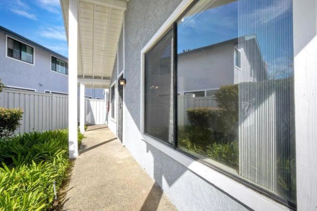 8147 Via Mallorca, La Jolla, CA 92037