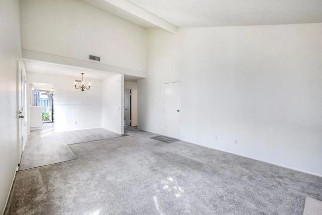 8147 Via Mallorca, La Jolla, CA 92037