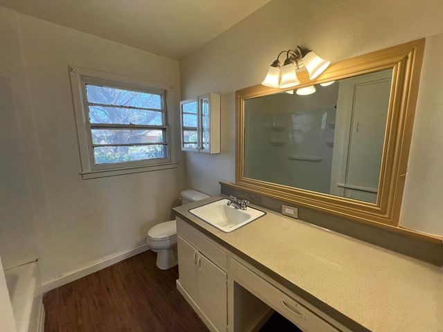 1907 45th Street, Lubbock, TX 79412