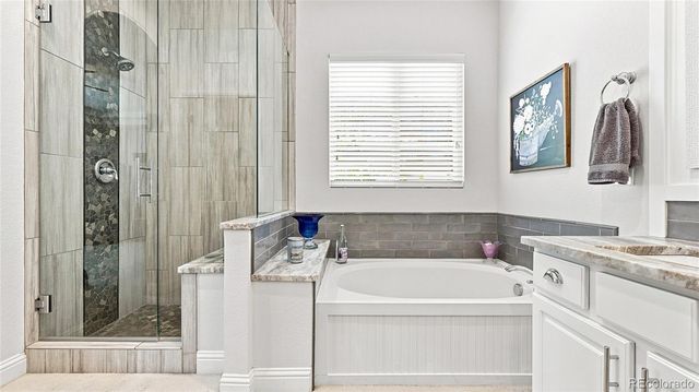 8223 S Quemoy Circle, Aurora, CO 80016