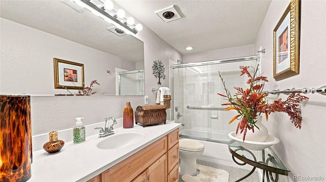 8223 S Quemoy Circle, Aurora, CO 80016