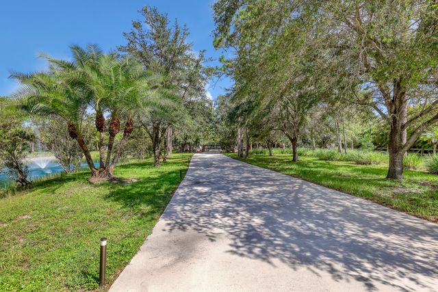 10780 Anderson Lane, Wellington, FL 33449