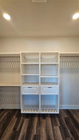 4716 W EUCLID AVENUE, Tampa, FL 33629