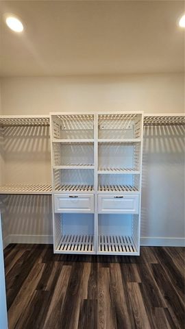 4716 W EUCLID AVENUE, Tampa, FL 33629