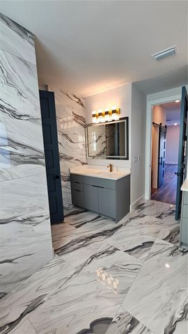 4716 W EUCLID AVENUE, Tampa, FL 33629