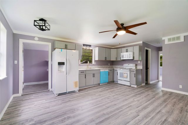 71 PR 45035, Powderly, TX 75473