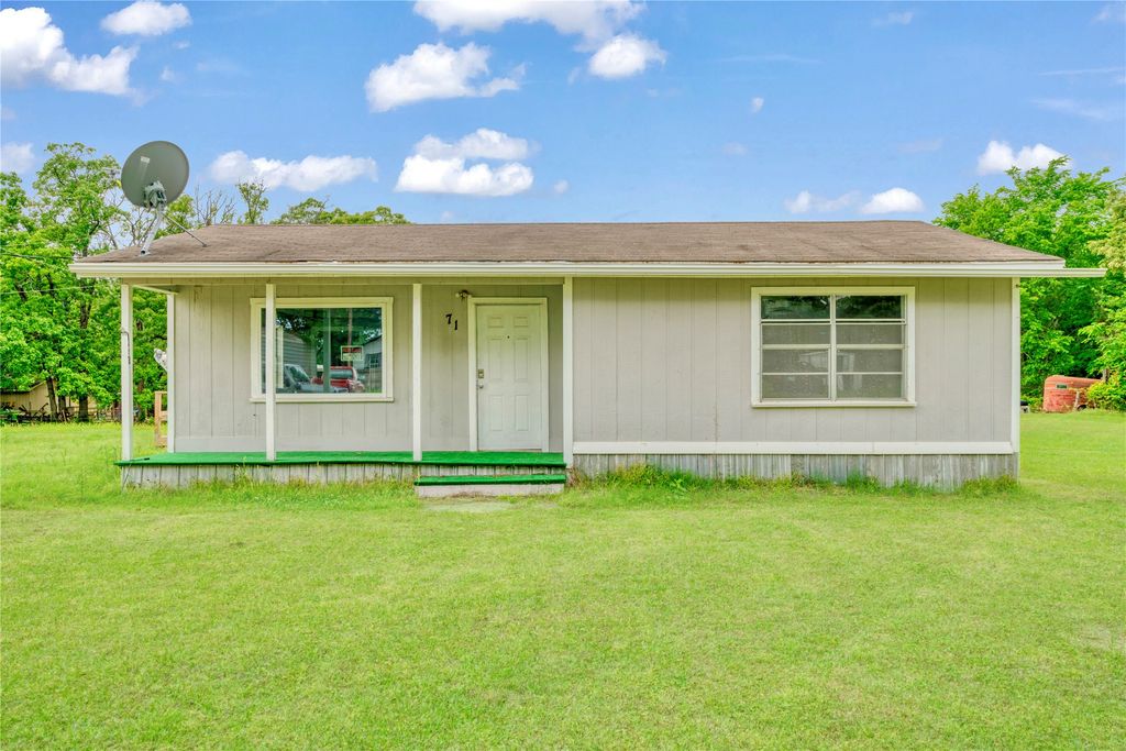 71 PR 45035, Powderly, TX 75473