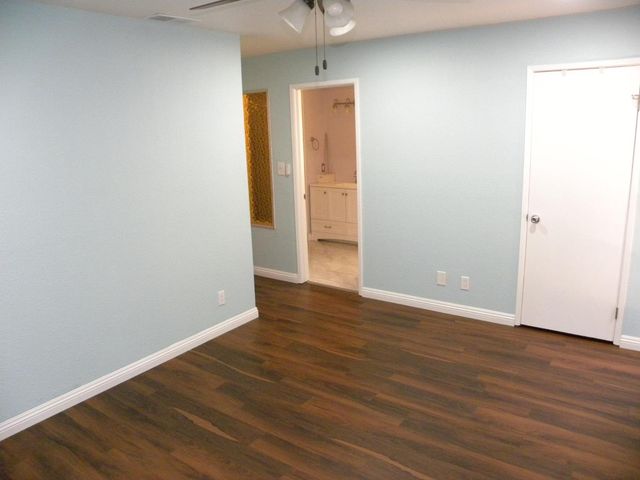 8709 Los Encantos Cir, Elk Grove, CA 95624