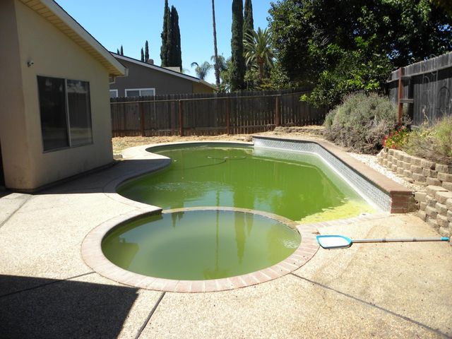8709 Los Encantos Cir, Elk Grove, CA 95624