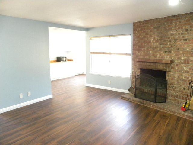 8709 Los Encantos Cir, Elk Grove, CA 95624