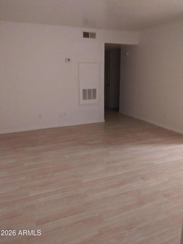 2537 W GEORGIA Avenue 18, Phoenix, AZ 85017