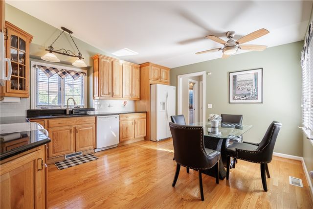 663 Midship Circle, Webster, NY 14580