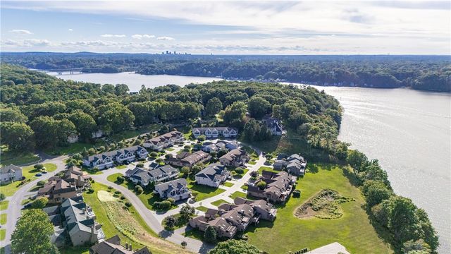 663 Midship Circle, Webster, NY 14580