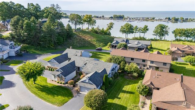 663 Midship Circle, Webster, NY 14580