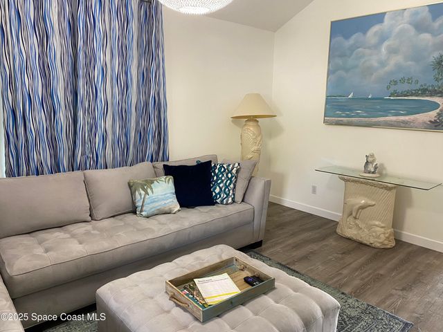 781 Sunset Lakes Drive, Merritt Island, FL 32953