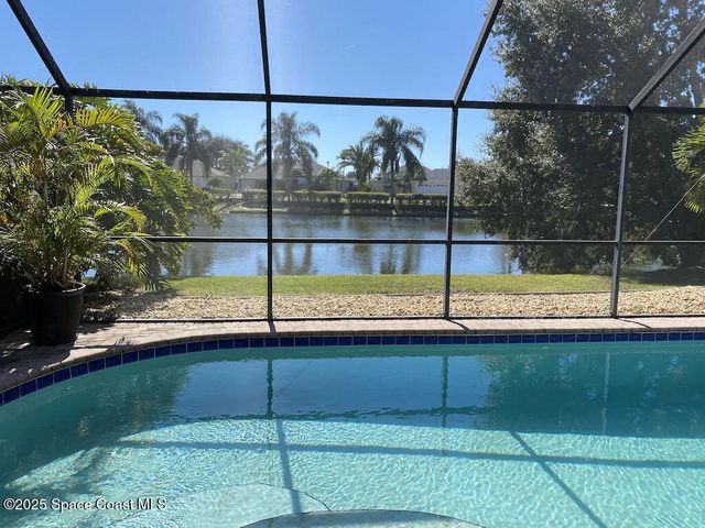 781 Sunset Lakes Drive, Merritt Island, FL 32953