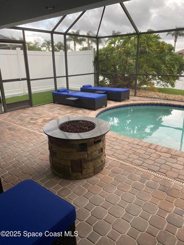 781 Sunset Lakes Drive, Merritt Island, FL 32953