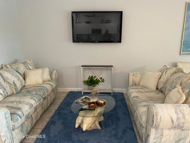 781 Sunset Lakes Drive, Merritt Island, FL 32953