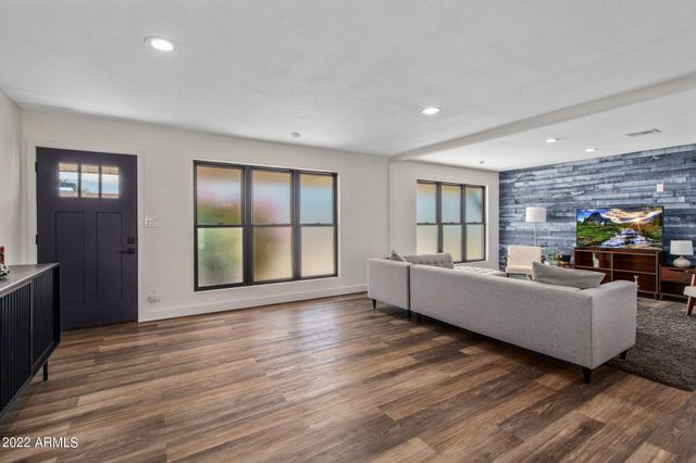 8328 E Palm Lane, Scottsdale, AZ 85257