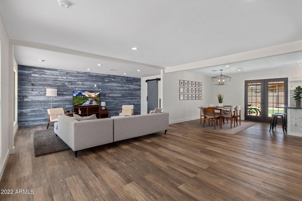 8328 E Palm Lane, Scottsdale, AZ 85257