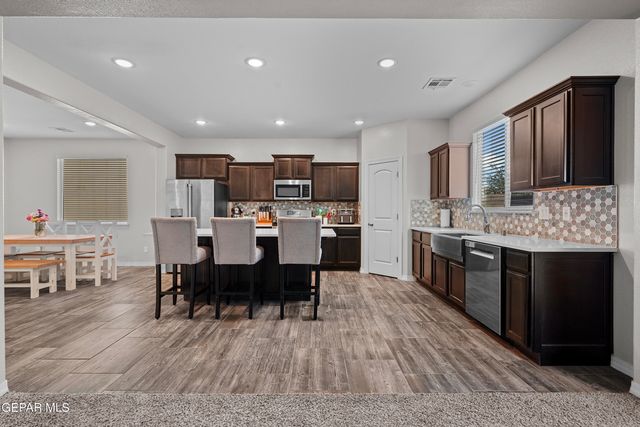 4524 MCBEE Court, El Paso, TX 79938