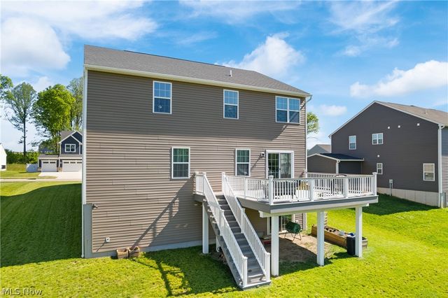 2262 Monaco Street NW, Uniontown, OH 44685