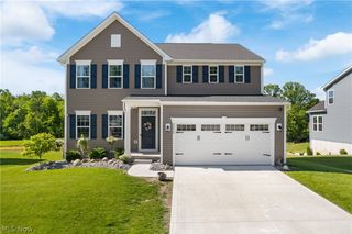 2262 Monaco Street NW, Uniontown, OH 44685