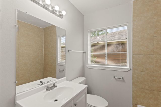 9133 Woodlyn Road, Houston, TX 77078