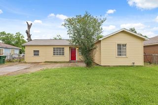9133 Woodlyn Road, Houston, TX 77078
