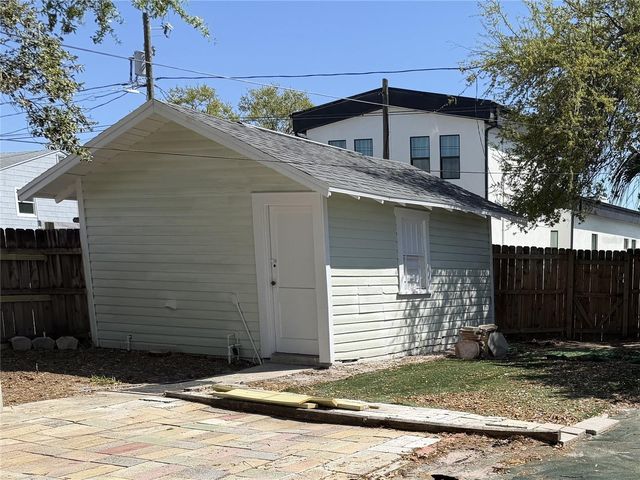 3844 BURLINGTON AVENUE N, St Petersburg, FL 33713