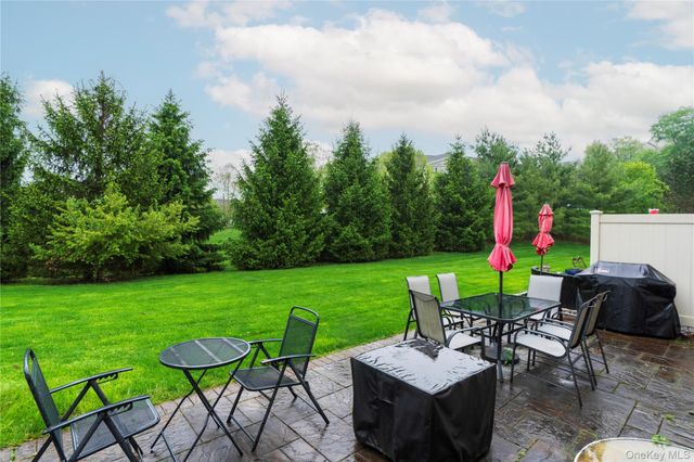 908 Huntington Drive, Fishkill, NY 12524