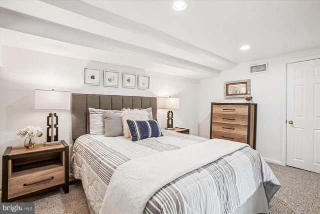 1760 E ST NE, Washington, DC 20002