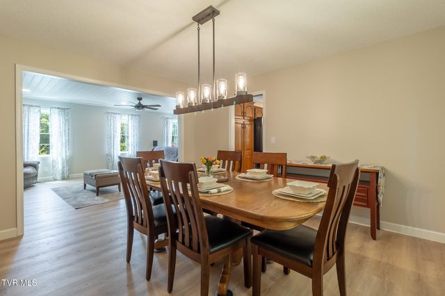 455 Cox Hollow Road, Kingsport, TN 37664
