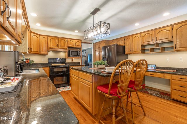 455 Cox Hollow Road, Kingsport, TN 37664