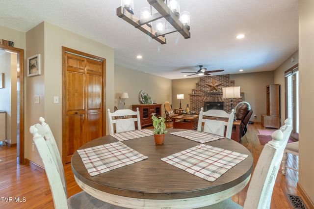 455 Cox Hollow Road, Kingsport, TN 37664