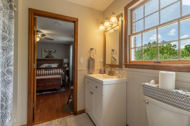 455 Cox Hollow Road, Kingsport, TN 37664