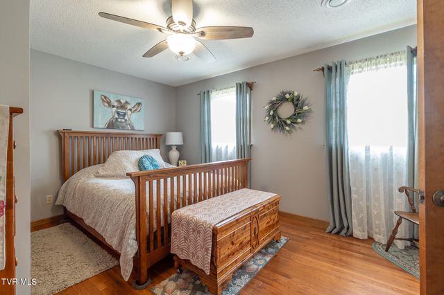 455 Cox Hollow Road, Kingsport, TN 37664