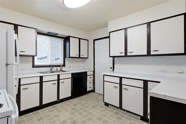 1813 Bellinger Street, Eau Claire, WI 54703