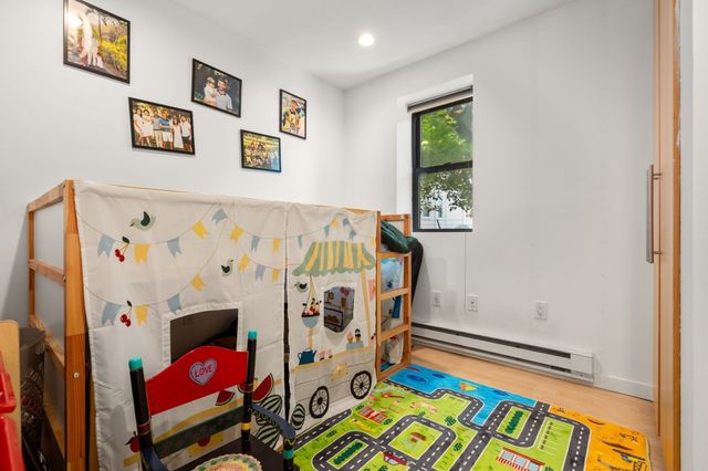 7 Cypress Rd 702, Boston, MA 02135
