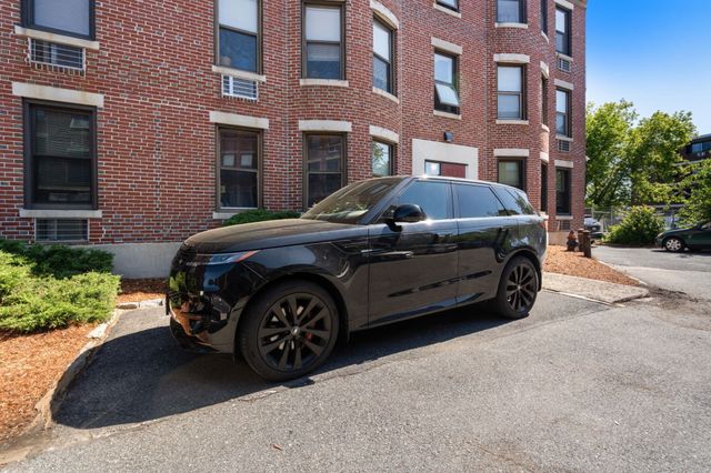 7 Cypress Rd 702, Boston, MA 02135