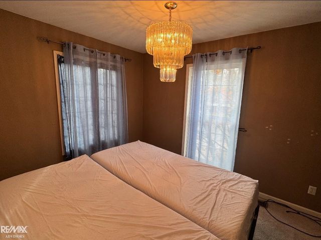 15029 Stephens Drive, Eastpointe, MI 48021